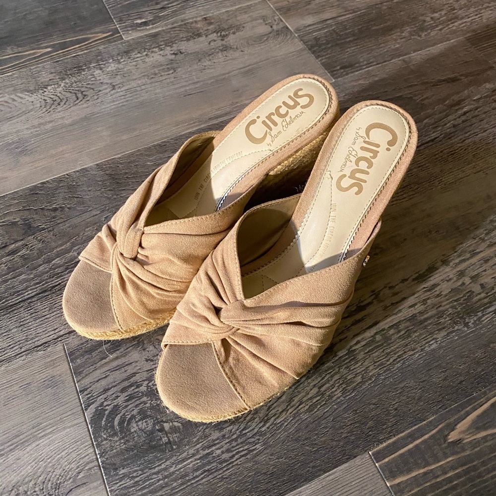 Circus Comfort Wedges